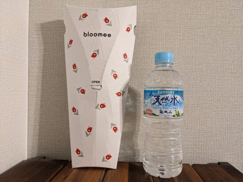 bloomee_レビュー_2023-02-04_02_ペットボトルと梱包の比較
