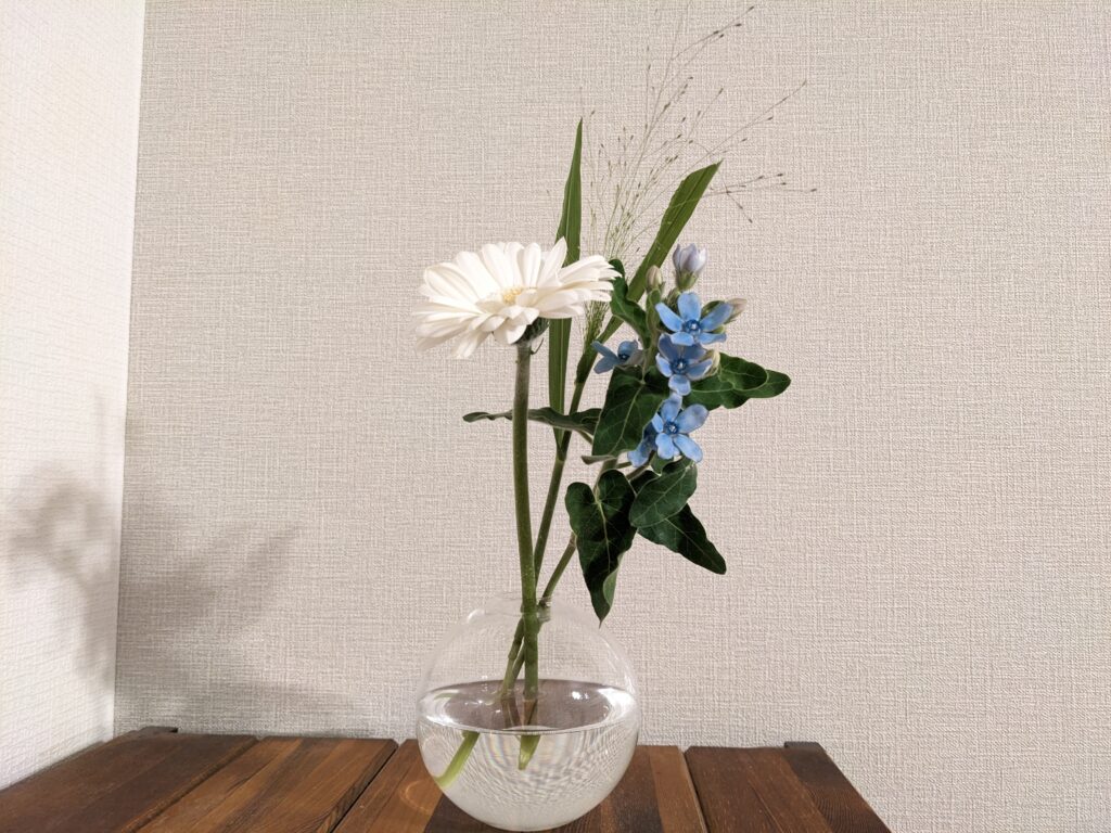 bloomee_レビュー_2023-02-09_14_お花を飾った様子